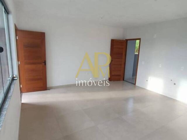 Casa para Venda em São José - 4