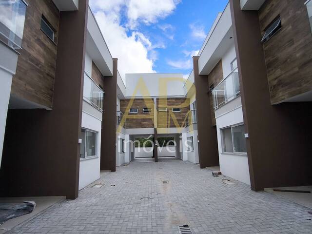 #1554 - Casa para Venda em Palhoça - SC
