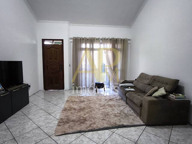 Casa para Venda em Biguaçu - 4