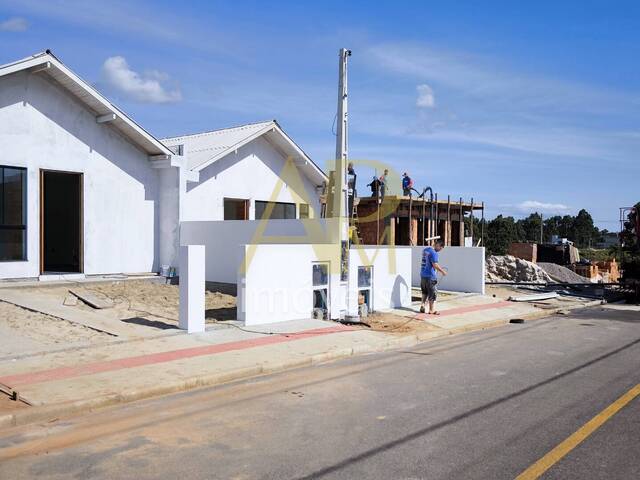 #1821 - Casa para Venda em Governador Celso Ramos - SC - 1