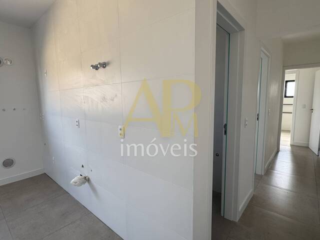 Apartamento para Venda em Palhoça - 5