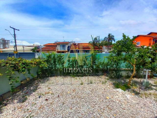 #1944 - Casa para Venda em São José - SC - 3