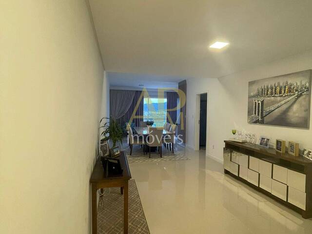 Apartamento para Venda em Palhoça - 4