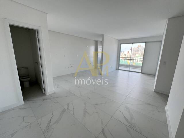 Apartamento para Venda em Florianópolis - 3