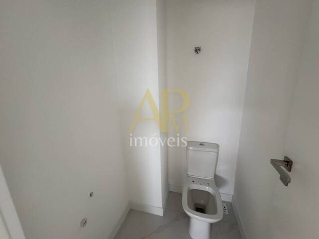 #268 - Apartamento para Venda em Florianópolis - SC