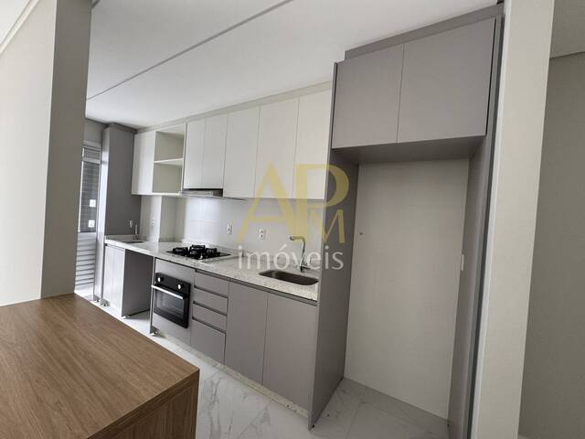 #274 - Apartamento para Venda em Florianópolis - SC