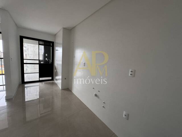 Apartamento para Venda em Florianópolis - 3