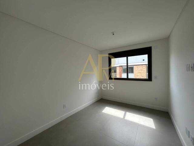 #1464 - Apartamento para Venda em Florianópolis - SC - 3