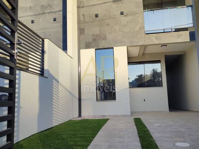 #2062 - Casa para Venda em São José - SC - 2