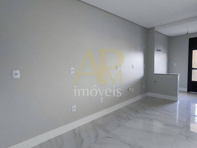 #1390 - Apartamento para Venda em São José - SC