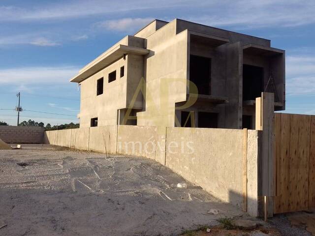 #2018 - Casa para Venda em São José - SC - 2