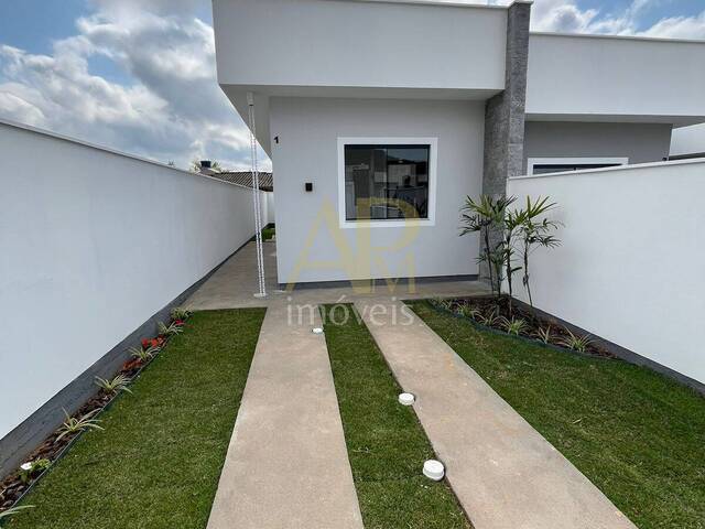 #1957 - Casa para Venda em São José - SC - 2