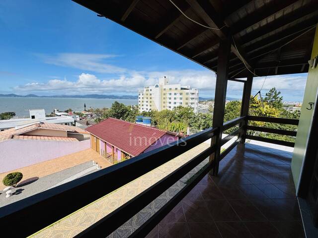 #2118 - Casa para Venda em São José - SC - 2