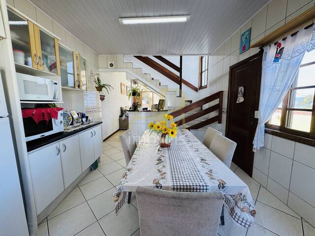 Casa para Venda em São José - 5