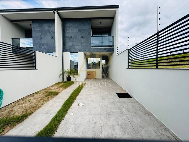 #2062 - Casa para Venda em São José - SC - 1