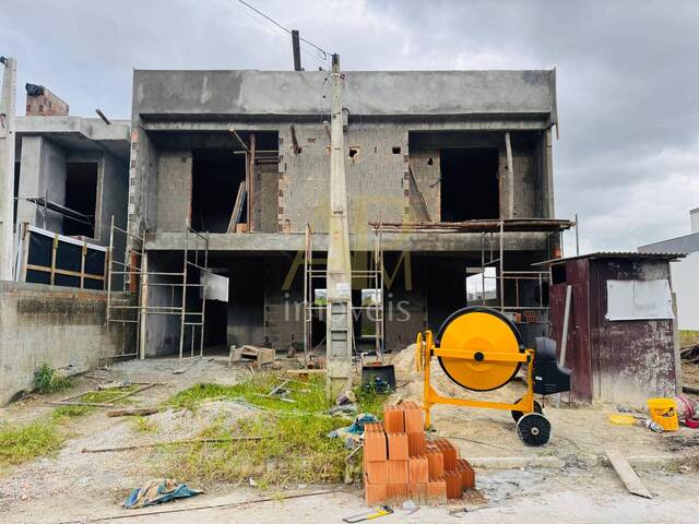 Casa para Venda em São José - 5