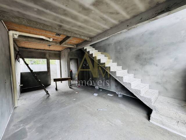Casa para Venda em São José - 4