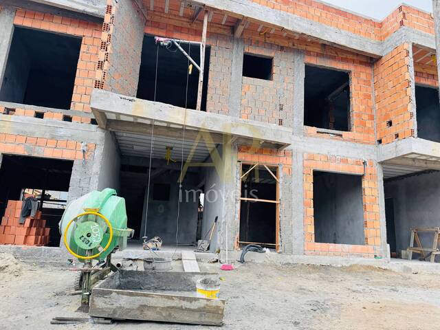 Casa para Venda em São José - 4