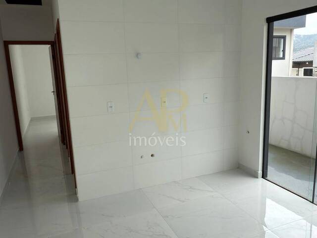 #2175 - Casa para Venda em São José - SC - 3