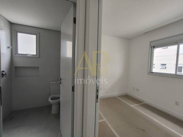 #1457 - Apartamento para Venda em São José - SC