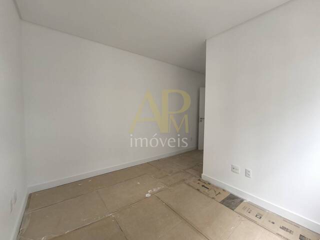 #660 - Apartamento para Venda em São José - SC