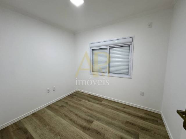 Apartamento para Venda em Palhoça - 5