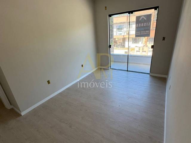 Casa para Venda em São José - 4