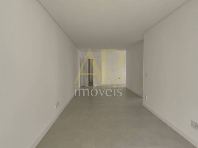 Apartamento para Venda em Florianópolis - 5