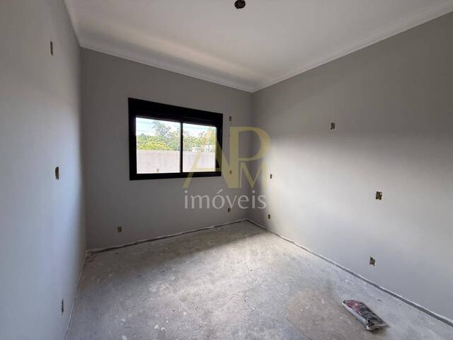 Casa para Venda em São José - 5