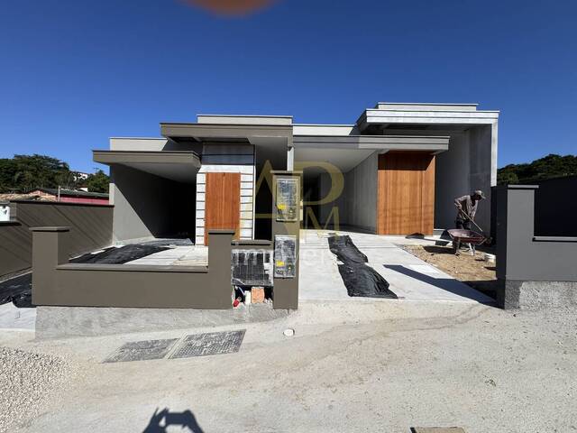 #2273 - Casa para Venda em São José - SC - 2