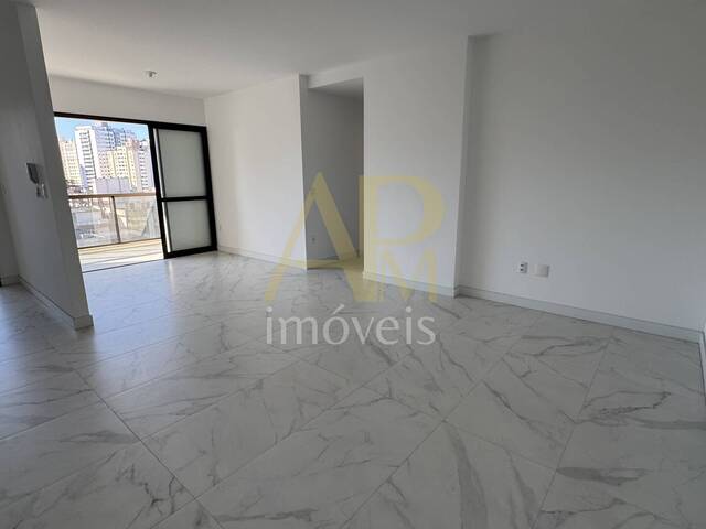 Apartamento para Venda em São José - 2