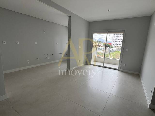 Apartamento para Venda em São José - 2