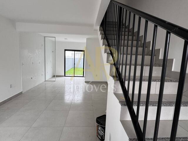 #2136 - Casa para Venda em São José - SC - 3
