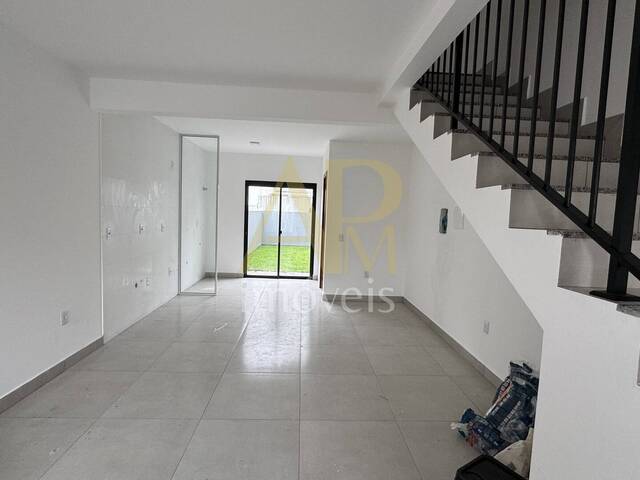 Casa para Venda em São José - 4
