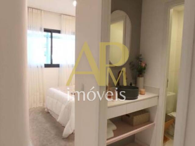 Apartamento para Venda em Palhoça - 5