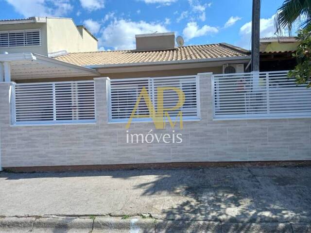 #1487 - Casa para Venda em Palhoça - SC