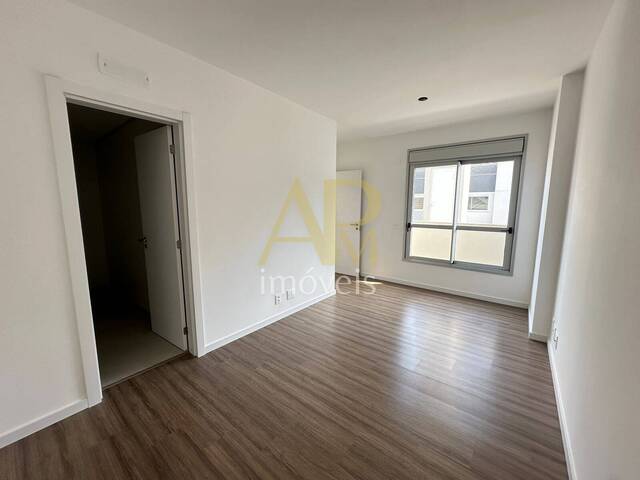Apartamento para Venda em Florianópolis - 4
