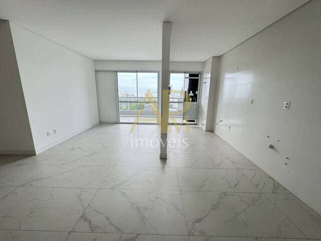 #2221 - Apartamento para Venda em Florianópolis - SC - 2