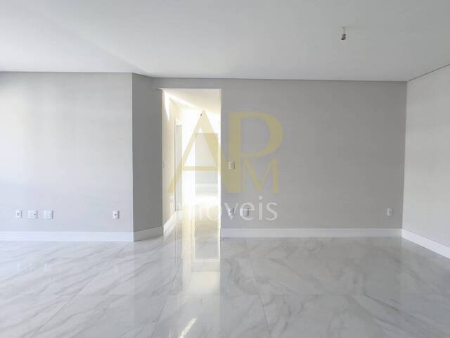 Apartamento para Venda em São José - 5