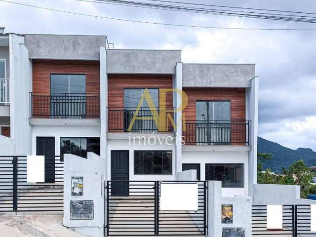 Casa para Venda em São José - 3